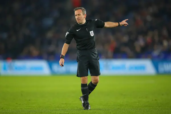 Referee Keith Stroud Sky Bet Championship Match Leicester City Swansea — Stock Photo, Image