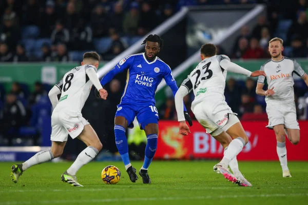Leicester City 'den Stephy Mavididi, 30 Ocak 202' de Leicester City 'nin King Power Stadyumu' nda Swansea City 'ye karşı oynadığı Gökyüzü İddia Şampiyonası maçında hareket halinde.