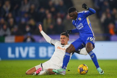 Swansea City 'den Nathan Wood, Leicester City' den Stephy Mavididi 'yi 30 Ocak 202' de King Power Stadyumu 'nda Leicester City ve Swansea City maçında yenebilir.