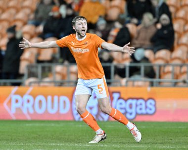 Blackpool 'dan Matthew Pennington, Bristol Street Motors Kupa Çeyrek Final Maçı' nda Bloomfield Road, Blackpool 'da Blackpool' a karşı, 30 Ocak 202