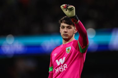 Burnley 'den James Trafford Premier Lig maçı sırasında Manchester City, Etihad Stadyumu' nda Burnley 'e karşı, 31 Ocak 2024