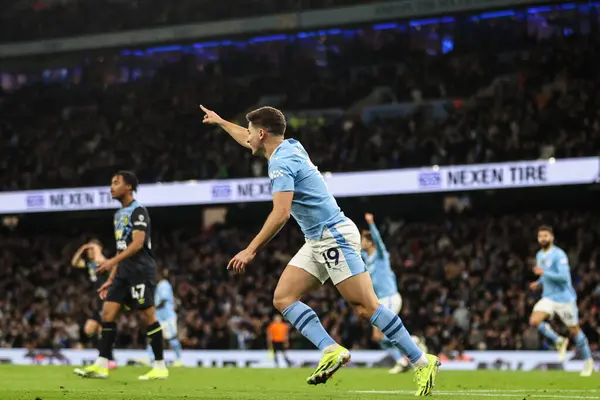 Julin Lvarez Dari Manchester City Merayakan Golnya Untuk Membuat Kedudukan — Stok Foto