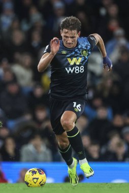 Burnley 'den Sander Berge Premier Lig maçında topu aldı Manchester City, Manchester Stadyumu' nda Burnley 'e karşı, 31 Ocak 202