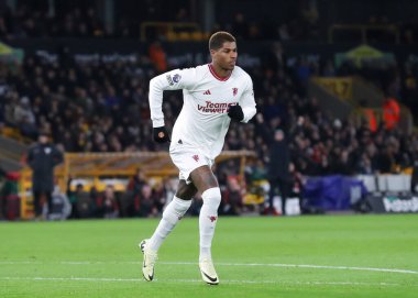 Manchester United 'dan Marcus Rashford, Premier League maçında Manchester United' a karşı 1 Şubat 202 'de oynanan Molineux, Wolverhampton, Birleşik Krallık' ta Wolverhampton - Manchester United maçında 0-1 'lik galibiyet golünü kutluyor.