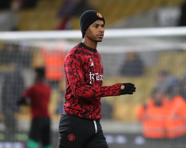 Manchester United takımından Marcus Rashford, Premier League maçında Wolverhampton Wanderers - Manchester United maçında 1 Şubat 202 'de Molineux, Wolverhampton' da ısındı.