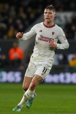 Manchester United takımından Rasmus Hjlund Premier League maçında Wolverhampton Wanderers, Manchester United 'a karşı Molineux, Wolverhampton, İngiltere, 1 Şubat 2024