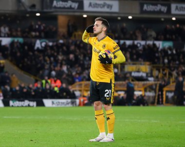 Wolverhampton Wanderers takımından Pablo Sarabia, Premier League maçında Wolverhampton Wanderers ile Manchester United 'ın 1 Şubat 202' de oynanan Molineux, Wolverhampton maçında 1-2 'lik galibiyet golünü kutluyor.