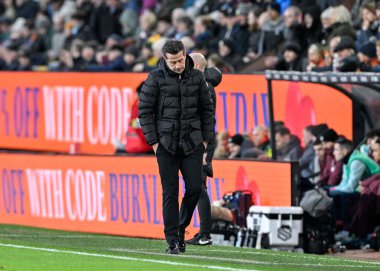 Fulham 'ın Marco Silva teknik direktörü 3 Şubat 202' de Burnley ile Fulham arasında oynanan Premier Lig maçında üzüntüsünü gösteriyor.