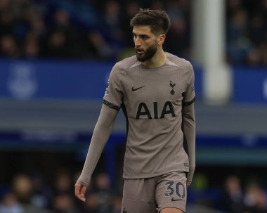 Tottenham Hotspur takımından Rodrigo Bentancur Premier Lig maçında Everton Tottenham Hotspur 'a karşı Goodison Park, Liverpool, İngiltere, 3 Şubat 202