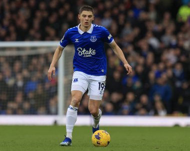 Everton 'dan Vitaly Mykolenko Premier Lig maçı sırasında Everton Tottenham Hotspur' a karşı Goodison Park, Liverpool, İngiltere, 3 Şubat 202