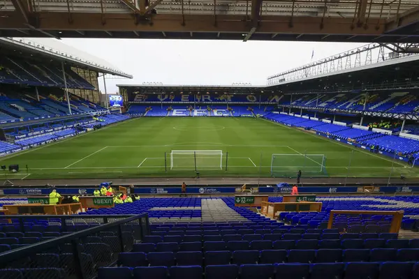 Premier Lig karşılaşması öncesinde Goodison Park, Liverpool, İngiltere 'de Everton Tottenham Hotspur' a karşı iç saha maçı, 3 Şubat 202