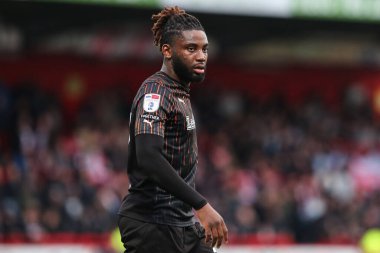 Blackpool takımından Kylian Kouassi 3 Şubat 202 'de İngiltere' nin Lamex Stadyumu 'nda Stevenage ve Blackpool maçında karşılaştı.