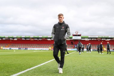 Blackpool 'dan Callum Connolly 3 Şubat 202' de İngiltere 'deki Lamex Stevenage Stadyumu' nda oynanan Gökyüzü İddia Ligi 1 maçı Stevenage-Blackpool maçından önce geldi.