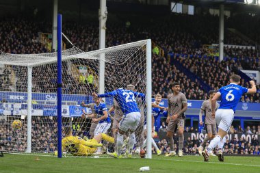 Everton 'dan Dominic Calvert-Lewin Premier Lig karşılaşmasında 1-1 öne geçiyor Everton Tottenham Hotspur' a karşı Goodison Park, Liverpool, İngiltere, 3 Şubat 202