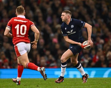 İskoçyalı Finn Russell 2024 Guinness 6 Milletler İskoçya 'ya karşı Principality Stadyumu, Cardiff, İngiltere, 3 Şubat 202