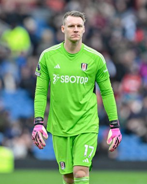 Fulham 'dan Bernd Leno, Premier Lig maçı sırasında Burnley Fulham' a karşı Turf Moor, Burnley, İngiltere, 3 Şubat 202