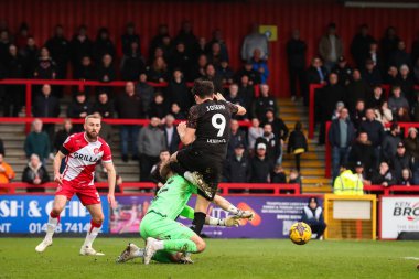 Stevenage 'den Craig MacGillivray ve Blackpool' dan Kyle Joseph, 3 Şubat 202 'de Lamex Stevenage, İngiltere' deki Stevenage-Blackpool maçında karşılaştılar.