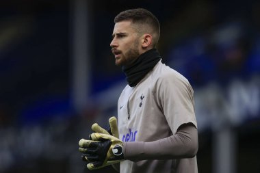 Tottenham Hotspur 'dan Guglielmo Vicario Premier Lig karşılaşması öncesinde Goodison Park, Liverpool, İngiltere' de Everton Tottenham Hotspur 'a karşı 3 Şubat 202' de oynanan ısınma maçında