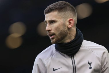 Tottenham Hotspur 'dan Guglielmo Vicario Premier Lig karşılaşması öncesinde Goodison Park, Liverpool, İngiltere' de Everton Tottenham Hotspur 'a karşı 3 Şubat 202' de oynanan ısınma maçında