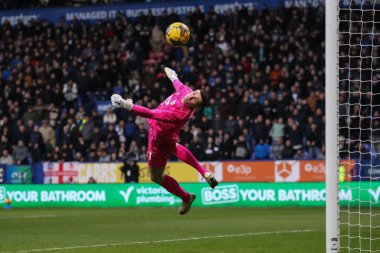 Barnsley 'den Liam Roberts, 3 Şubat 202' de İngiltere 'deki Toughsheet Community Stadyumu' nda Bolton Wanderers 'ın Barnsley' e karşı oynadığı Sky Bet 1 karşılaşmasında bir kurtarış yaptı.