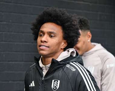 Maç öncesinde Fulham 'dan Willian, 3 Şubat 202' de Burnley ile Fulham arasında oynanan Turf Moor, Burnley, Birleşik Krallık Premier Lig karşılaşmasında geldi.