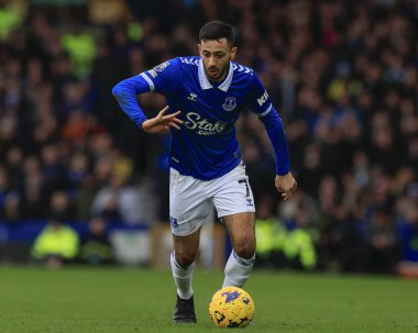 Everton 'dan Dwight McNeil, 3 Şubat 202' de Goodison Park, Liverpool 'da oynanan Premier League maçında Everton Tottenham Hotspur' a karşı.