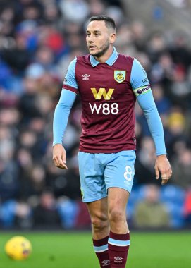 Burnley 'den Josh Brownhill, Premier Lig maçı sırasında Burnley Fulham' a karşı Turf Moor, Burnley, İngiltere, 3 Şubat 202