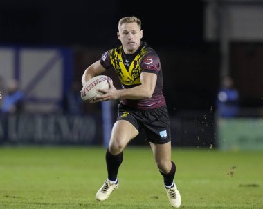 Warrington Wolves 'tan Brad Dwyer Rugby Ligi' nden Joe Philbin Tanıklık maçı sırasında Warrington Wolves, Leigh Leopards 'a karşı Halliwell Jones Stadyumu, Warrington, Birleşik Krallık, 3 Şubat 202