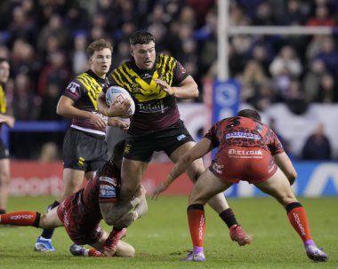 Warrington Wolves takımından Joe Philbin, 3 Şubat 202 'de Warrington Wolves' a karşı Leigh Leopards 'ın oynadığı Rugby Ligi' nde ilk vuruşunu yaptı.