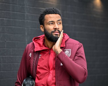 Burnley 'den Lawrence Vigouroux, Premier League maçında Burnley Fulham' a karşı 3 Şubat 202 'de Turf Moor, Burnley' de maçtan önce geldi.