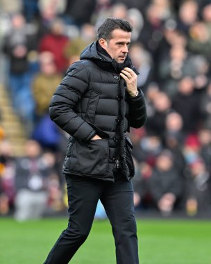 Fulham 'ın Marco Silva teknik direktörü, Premier Lig maçı sırasında Burnley Fulham' a karşı Turf Moor, Burnley, İngiltere, 3 Şubat 202