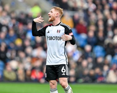 Fulham 'dan Harrison Reed, 3 Şubat 202 tarihinde Burnley ile Fulham arasında oynanan Premier Lig karşılaşmasında tepki gösterdi.