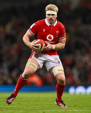 Galler 'den Aaron Wainwright, 3 Şubat 202' de İngiltere 'nin Cardiff şehrindeki Principality Stadyumu' nda oynanan 2024 Guinness 6.