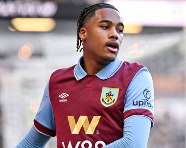 Burnley 'den Luca Koleosho, Premier Lig maçı sırasında Burnley Fulham' a karşı Turf Moor, Burnley, İngiltere, 3 Şubat 202