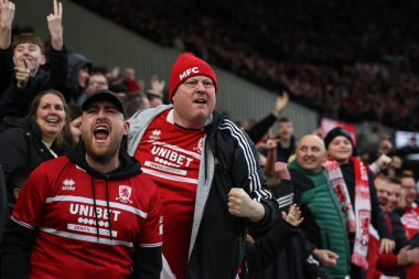 Middlesbrough taraftarları Middlesbrough 'lu Marcus Forss' un 4 Şubat 202 'de Middlesbrough, Middlesbrough' daki Riverside Stadyumu 'nda oynanan Sky Bet Şampiyonası maçında 1-0 kazanmasını kutluyorlar.