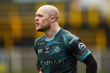 Castleford Kaplanları, Huddersfield Devlerine Karşı