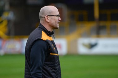 Castleford Kaplanları, Huddersfield Devlerine Karşı