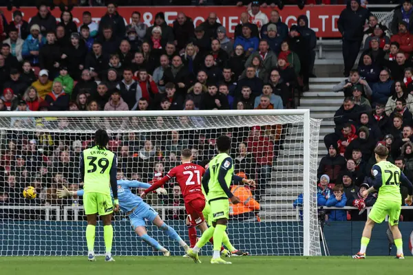 Middlesbrough 'dan Marcus Forss, 4 Şubat 202' de Middlesbrough, Middlesbrough, İngiltere 'deki Riverside Stadyumu' nda oynanan Sky Bet Şampiyonası maçında 1-0 berabere kaldı.