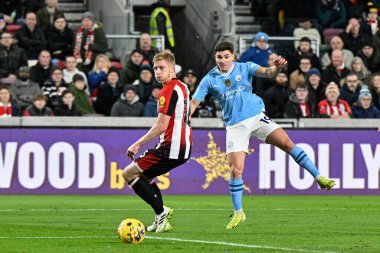 Manchester City 'den Julin Ivarez, Premier League maçında Brentford Manchester City' ye karşı 5 Şubat 2024 'te Londra' daki Gtech Community Stadyumu 'nda gol attı.