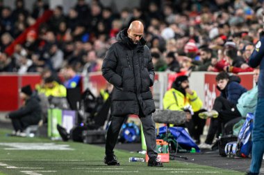 Premier Lig karşılaşmasında Manchester City 'nin Pep Guardiola teknik direktörü Brentford Manchester City' ye karşı Gtech Community Stadyumu, Londra, Birleşik Krallık, 5 Şubat 202