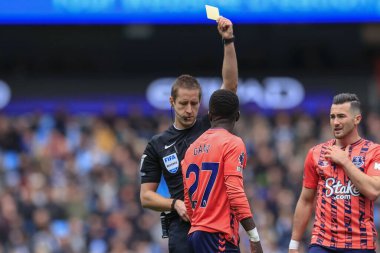 Everton 'dan Idrissa Gueye 10 Şubat 202 tarihinde Etihad Stadyumu' nda Manchester City ile Everton arasındaki Premier League maçında sarı kart aldı.