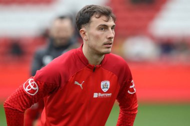 Barnsley 'den Josh Earl 10 Şubat 202' de İngiltere 'nin Oakwell kentinde oynanan Sky Bet 1 maçında Barnsley ve Leyton Orient maçında ısınma turunda...