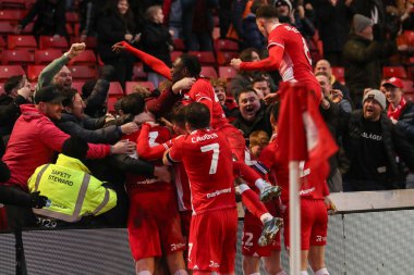 Barnsley 'den Adam Phillips, 10 Şubat 202' de Oakwell, Barnsley, İngiltere 'de oynanan Sky Bet Lig 1 karşılaşmasında 2-1' lik galibiyetini kutluyor.