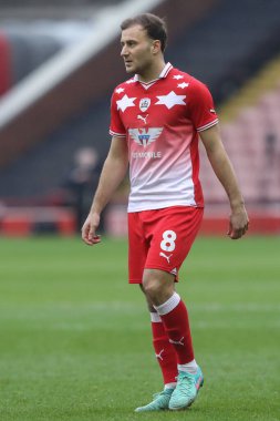 Barnsley takımından Herbie Kane 10 Şubat 202 'de Oakwell, Barnsley' de Barnsley ile Leyton Orient maçında karşılaşacak.