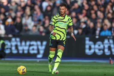 Premier Lig karşılaşmasında Arsenal 'den Ben White, West Ham United ve Arsenal' e karşı Londra Stadyumu, Londra, İngiltere, 11 Şubat 202