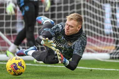 Aaron Ramsdale of Arsenal in the pregame warmup session during the Premier League match West Ham United vs Arsenal at London Stadium, London, United Kingdom, 11th February 202 clipart