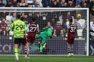 West Ham United takımından Edson Ivarez, Premier League maçında West Ham United 'a karşı Arsenal maçında 11 Şubat 2024' te Londra 'daki Londra Stadyumu' nda 0-4 öne geçti.
