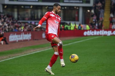 Barnsley 'den Barry Cotter, 10 Şubat 202' de Oakwell, Barnsley, İngiltere 'de oynanan Sky Bet 1 karşılaşmasında topu kontrol ediyor.