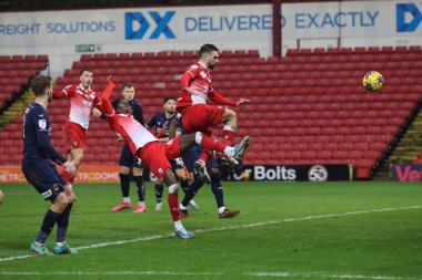 Barnsley 'den Adam Phillips, 10 Şubat 202' de İngiltere 'nin Oakwell kentinde oynanan Sky Bet 1 karşılaşmasında Leyton Orient' e karşı 2-1 berabere kaldı.