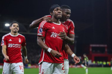 Nottingham Ormanı 'ndan Anthony Elanga, İngiltere' nin Nottingham şehrinde oynanan Premier League maçı Nottingham Forest - Newcastle United maçında 1-1 'lik galibiyetini kutluyor.